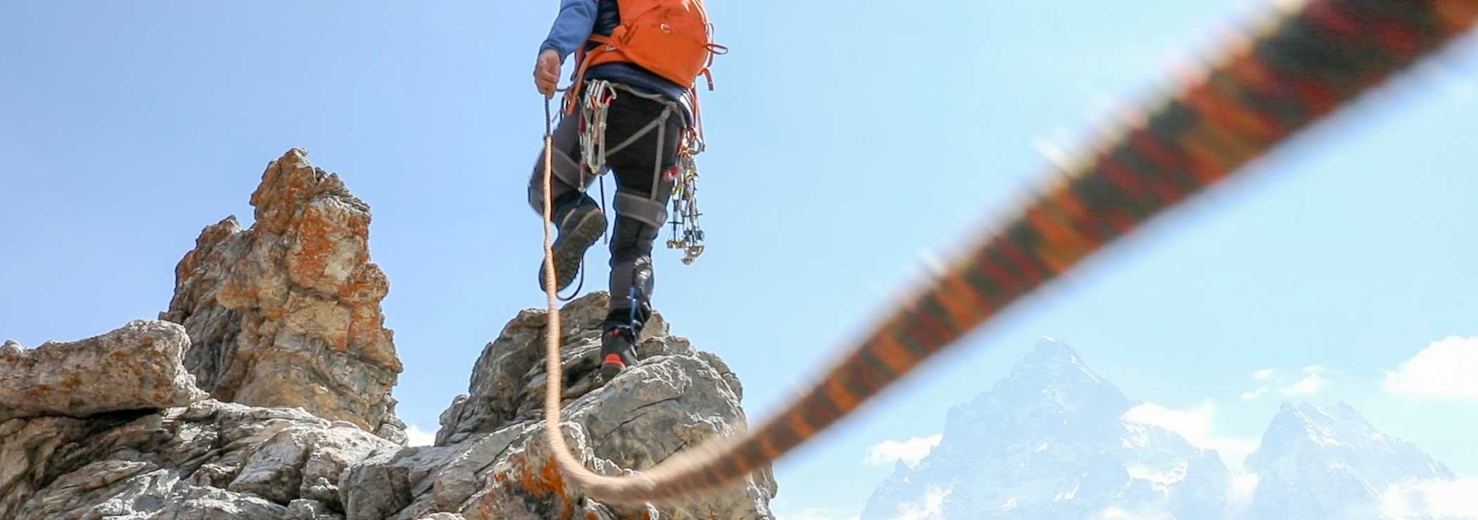 Bergsteiger am Seil