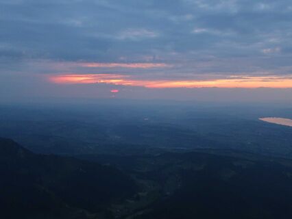 Sonnenuntergang über dem Mittelland/ Jura vom Oberhaupt