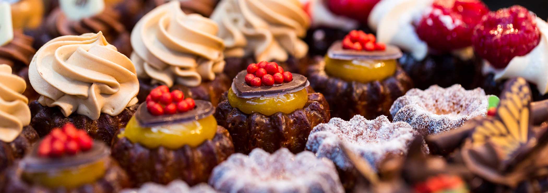 An offer of cupcakes